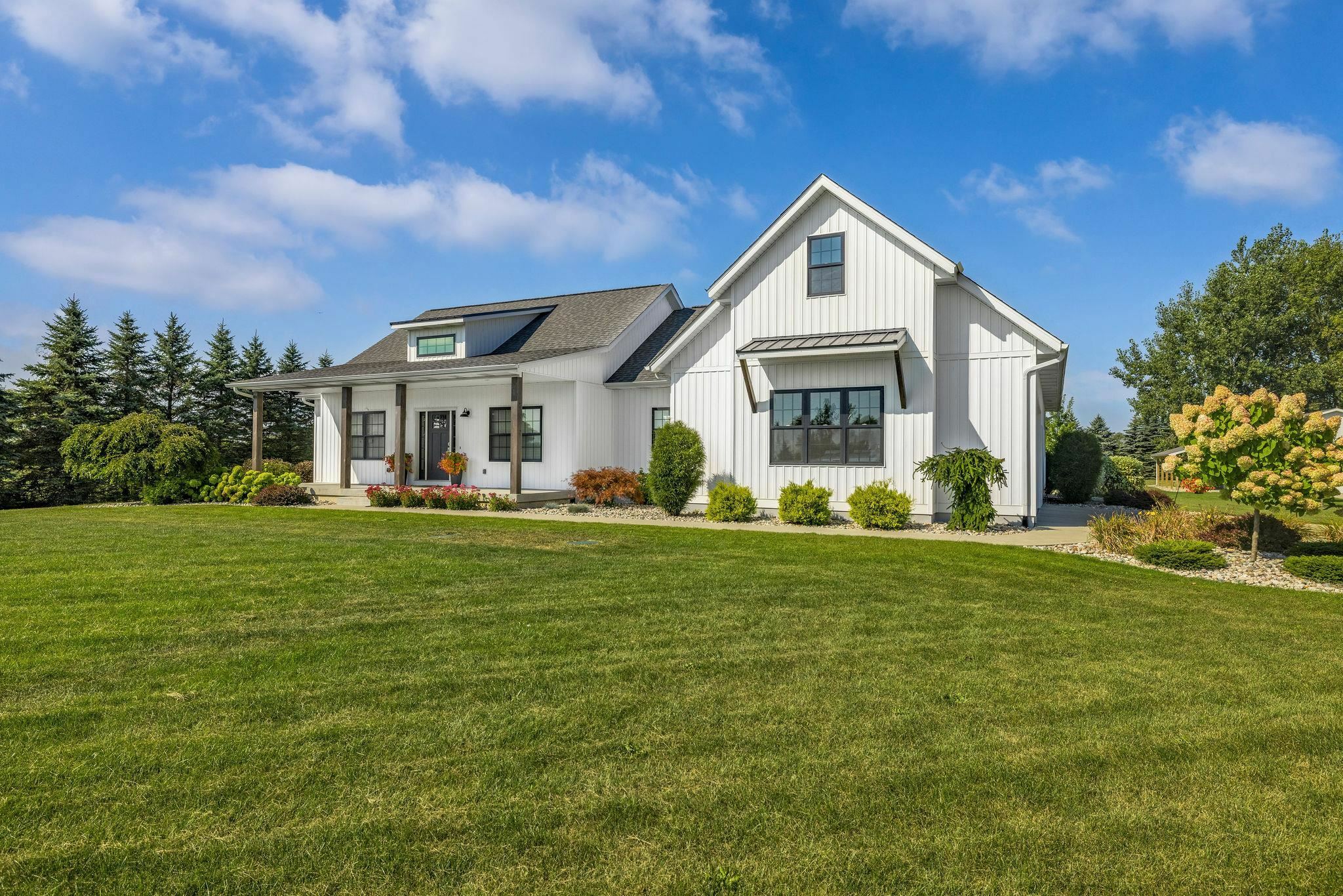 Property Photo: 5353 N Graham MI 48623