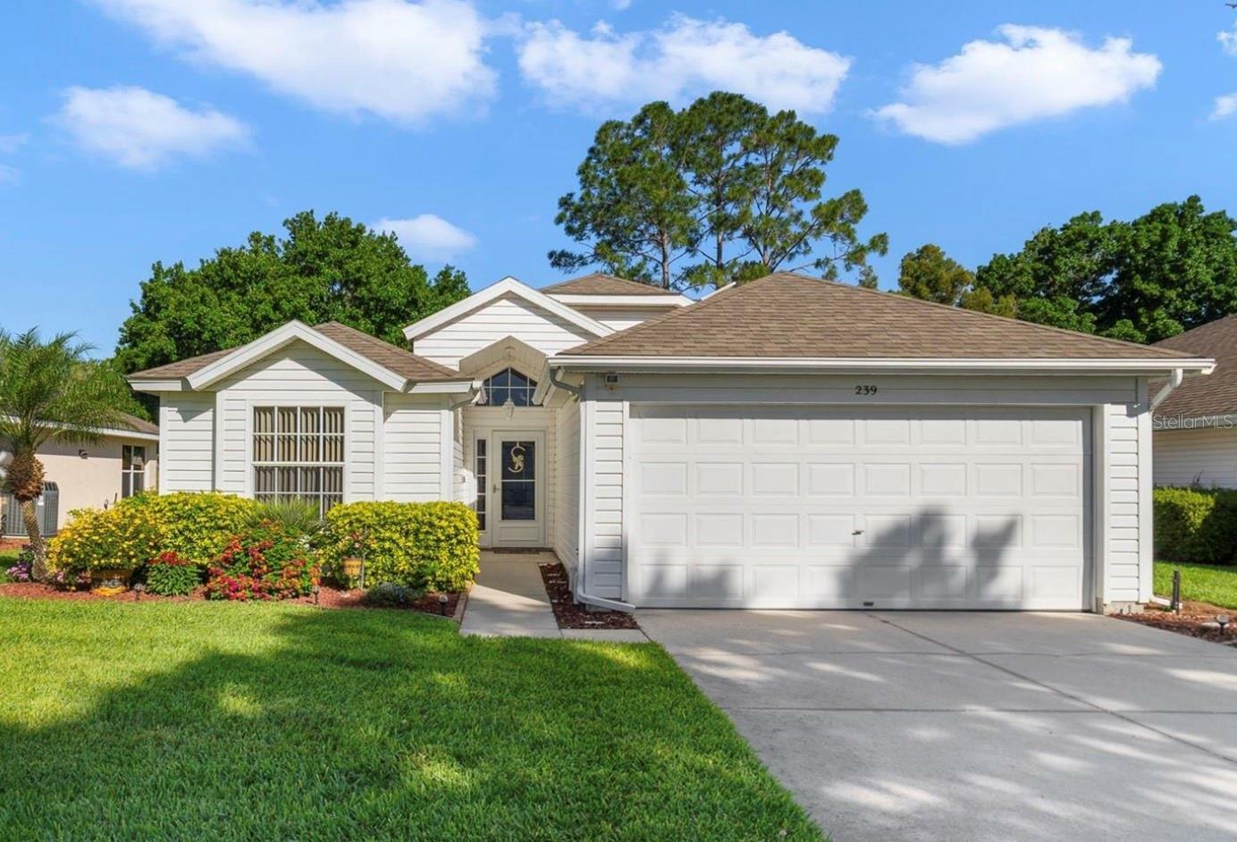 Property Photo: 239 Juniper Way FL 32778