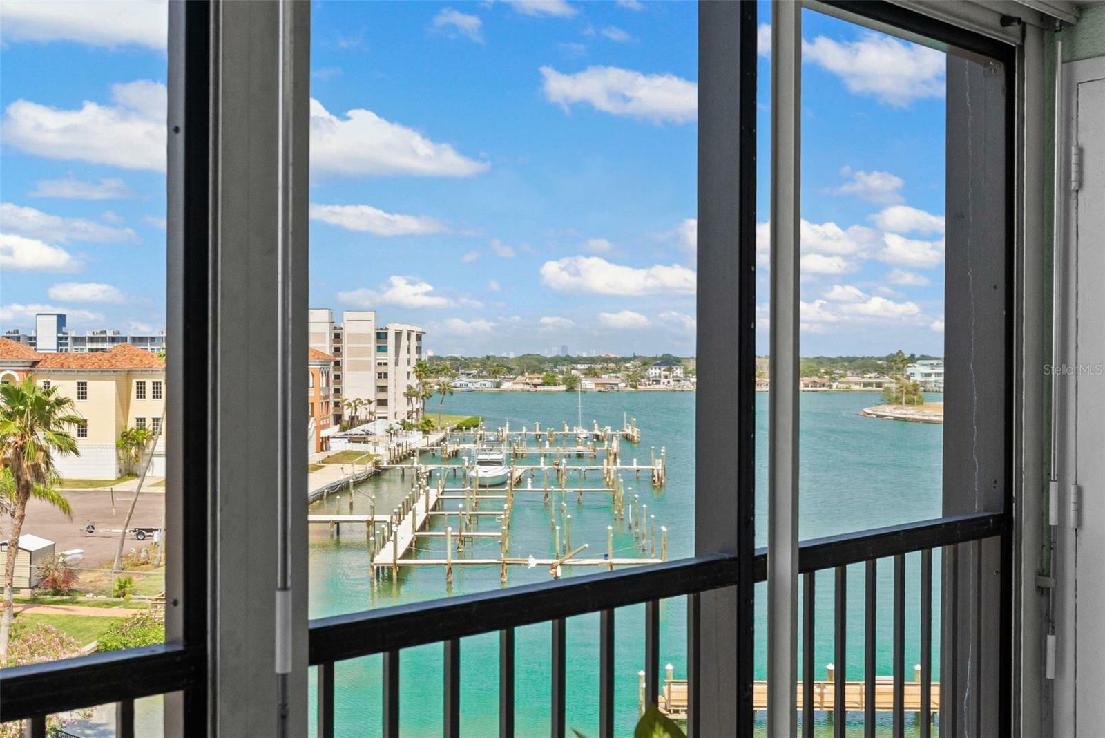 Property Photo: 10355 Paradise Boulevard 412 FL 33706