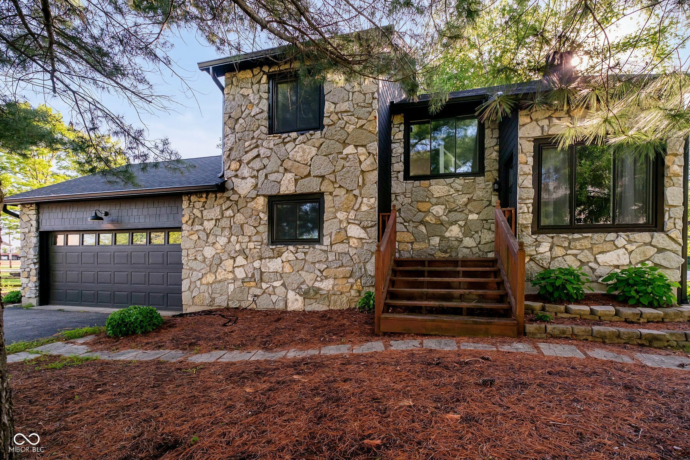 Property Photo: 1940 Stringtown Pike IN 46034