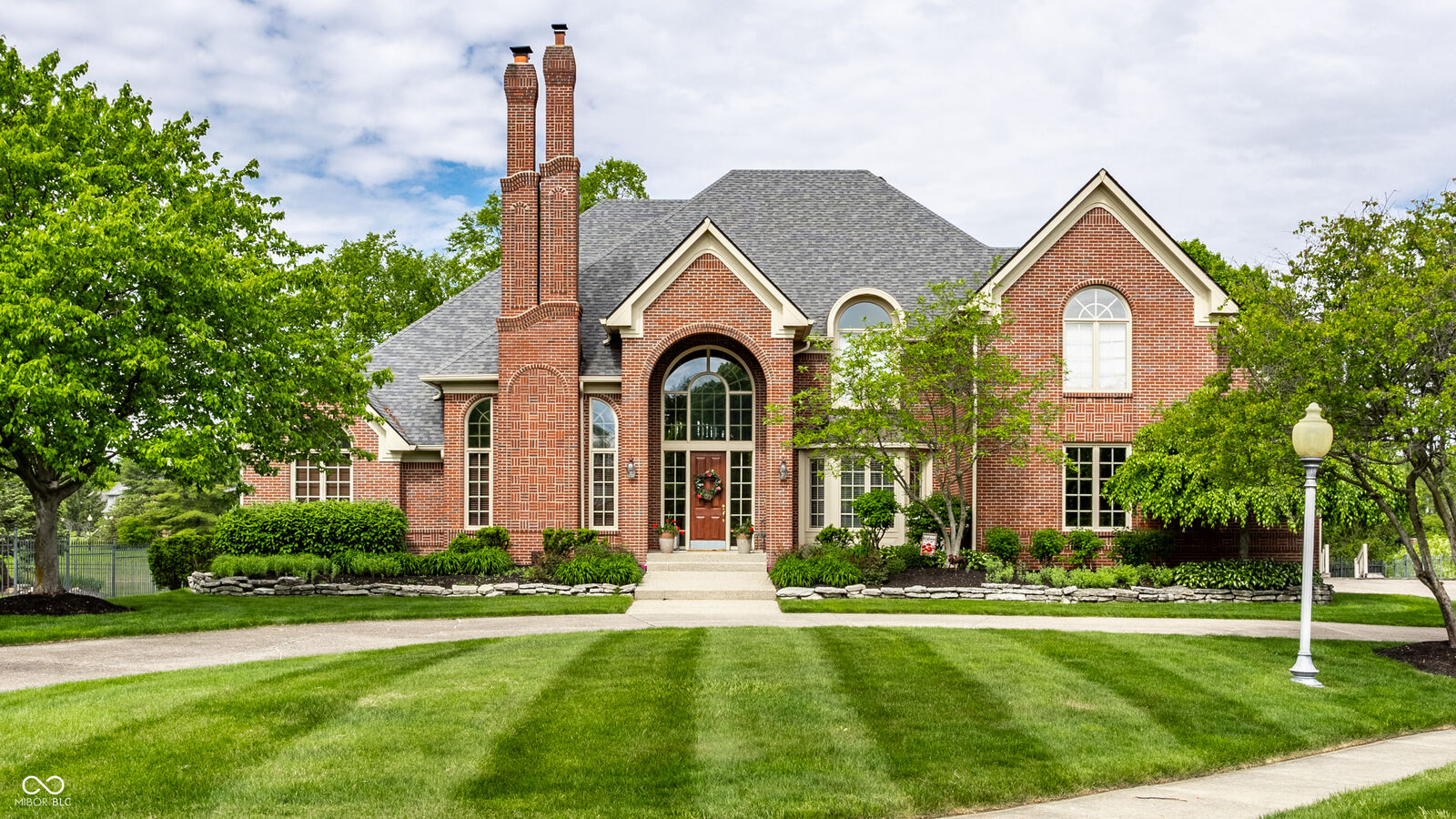 Property Photo: 10554 Hyde Park IN 46032