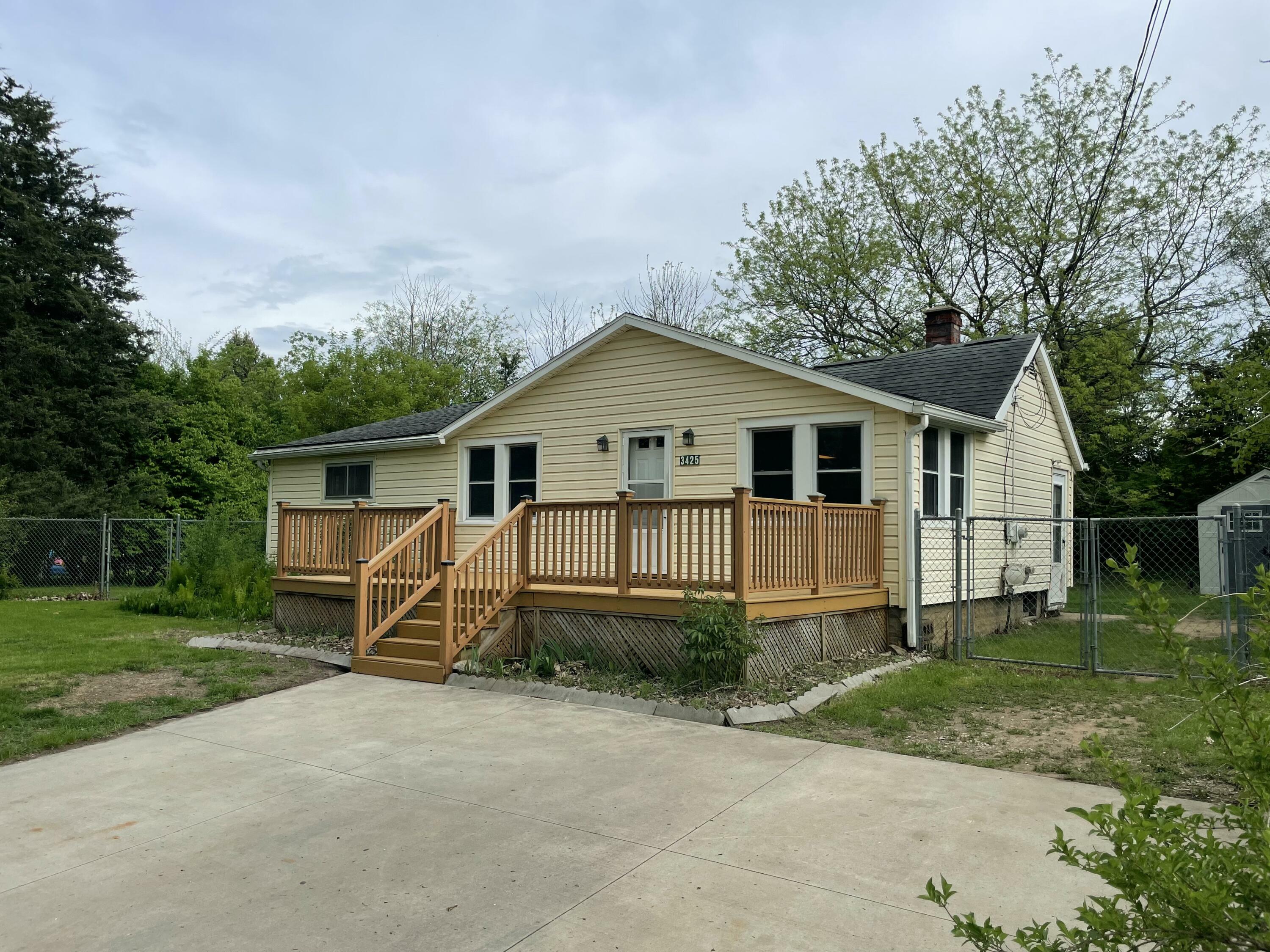 Property Photo: 3425 Miles Road MI 49201