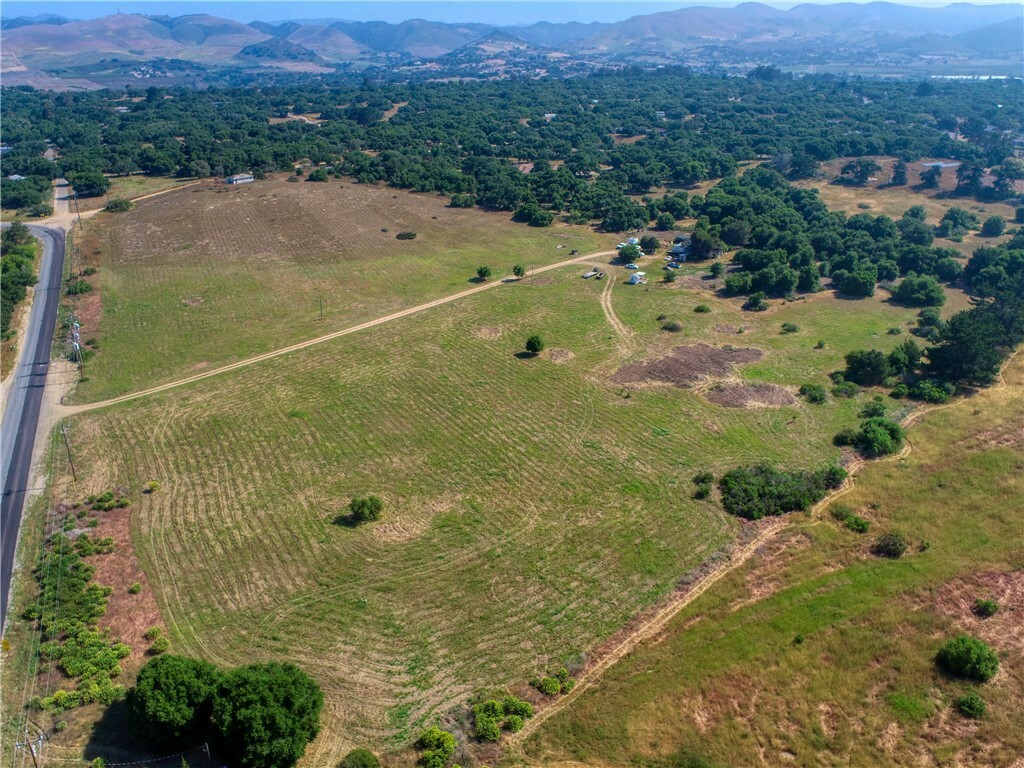 Property Photo: 1276 Pomeroy Road CA 93420
