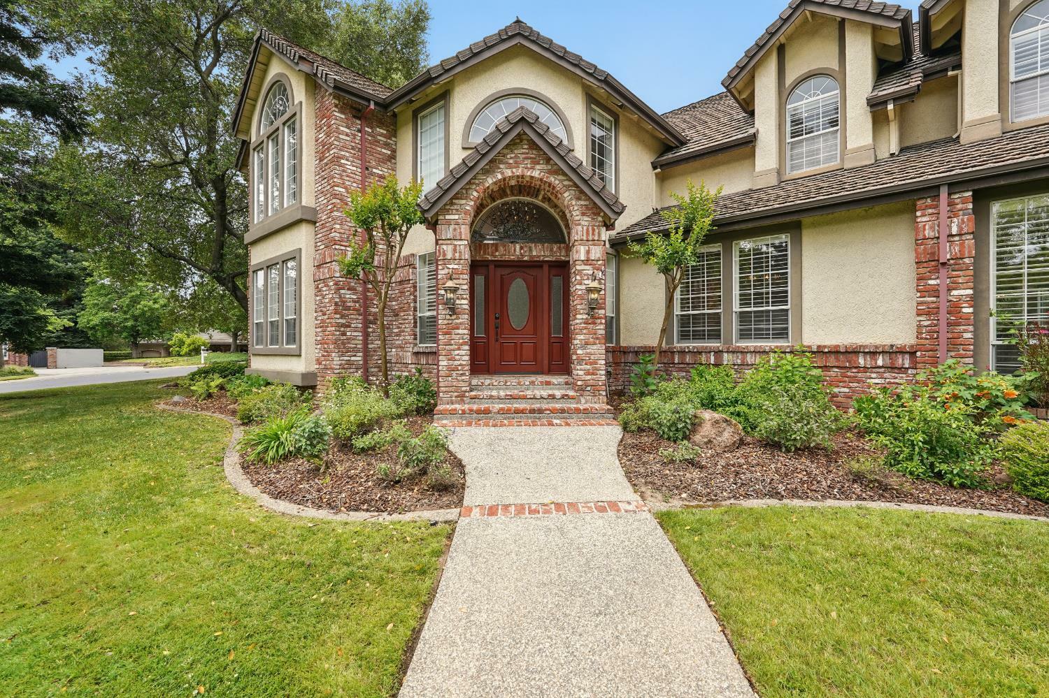 Property Photo: 5928 Wedgewood Drive CA 95746