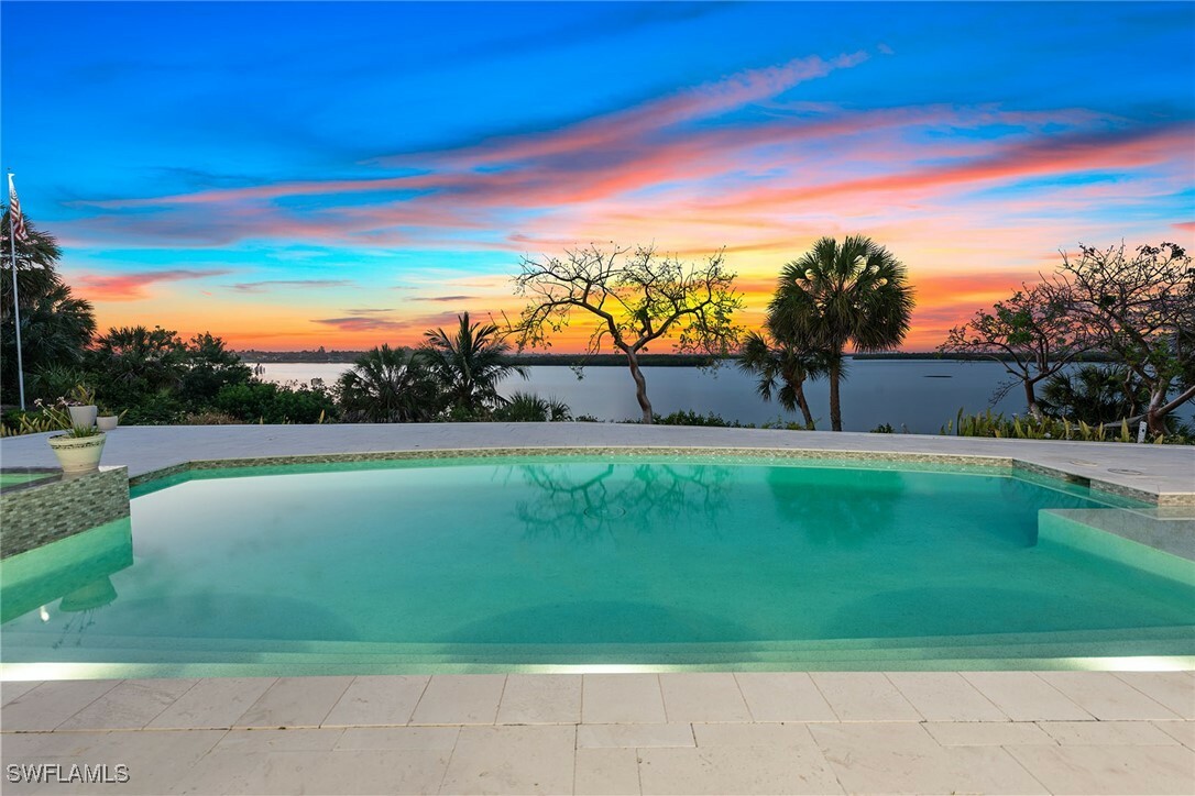 Property Photo: 1247 Blue Hill Creek Drive FL 34145