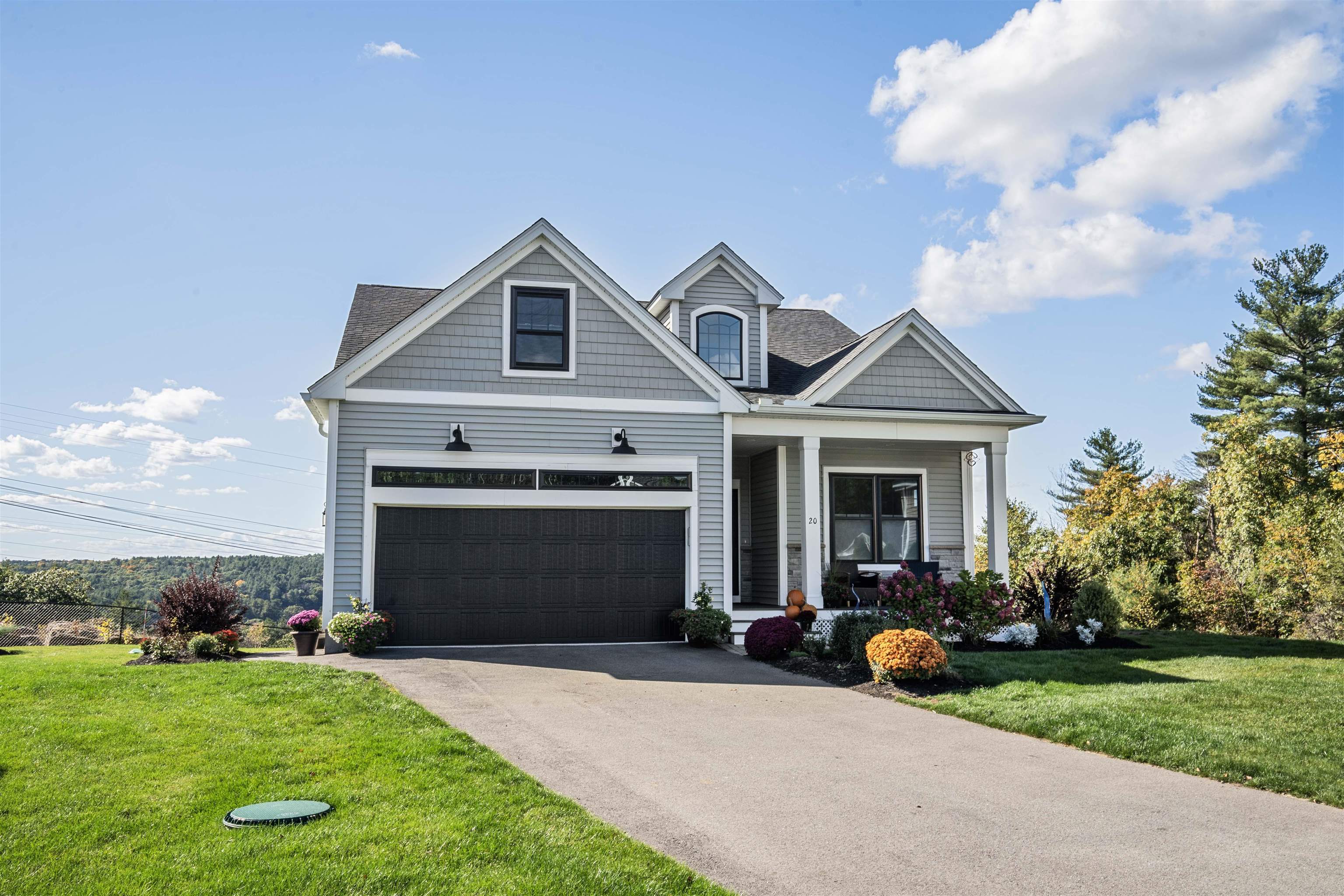 Property Photo: 20 Del Ray Drive NH 03087