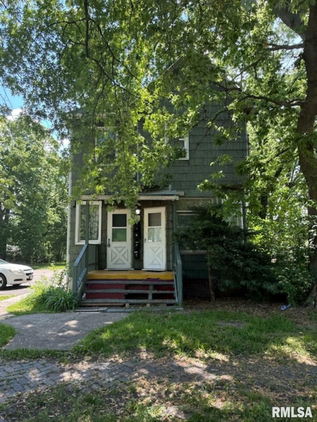 1106 NE Jefferson Avenue  Peoria IL 61603 photo