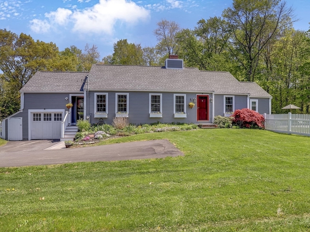 155 Highland St  Berlin MA 01503 photo