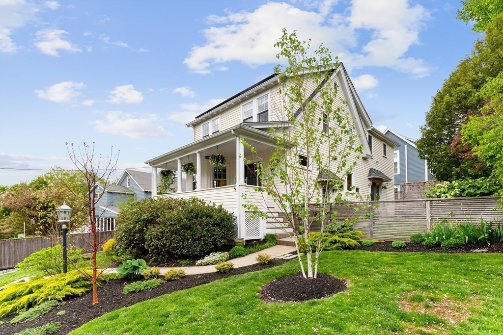 Property Photo:  18 Englewood Road  MA 01890 