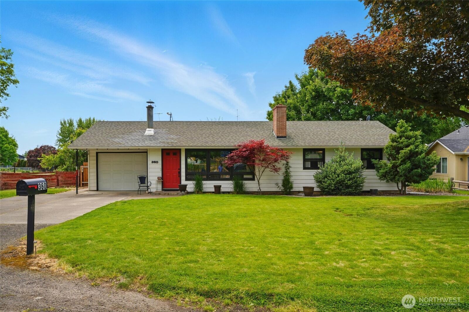 Property Photo:  360  Berney Drive  WA 99362 