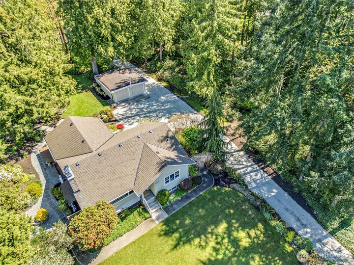 Property Photo: 11330 North Madison Avenue NE WA 98110