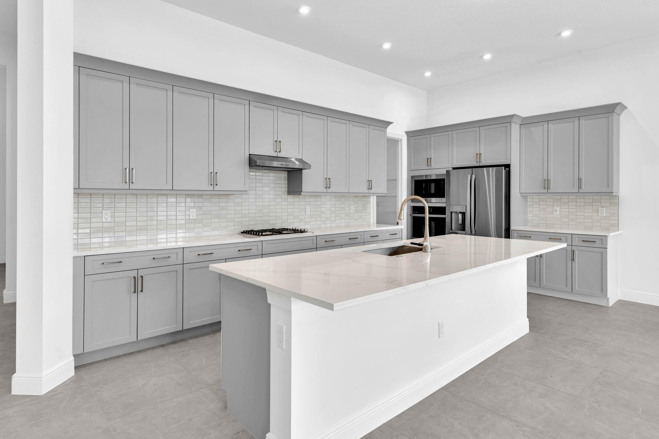 Property Photo:  2760 SE Ashfield Drive  FL 34984 