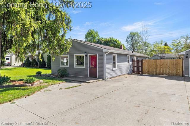 Property Photo: 2615 Culbertson Avenue MI 48307