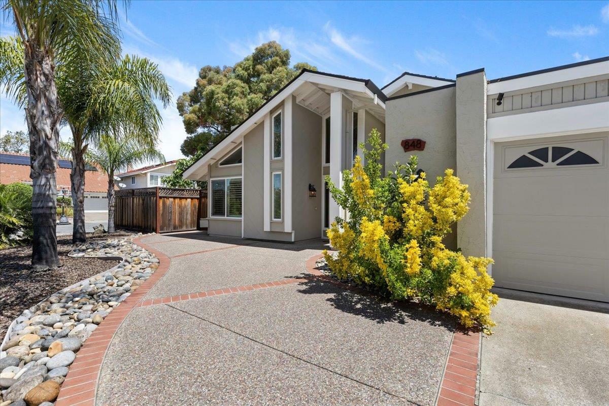 Property Photo: 848 Pretoria Court CA 95127