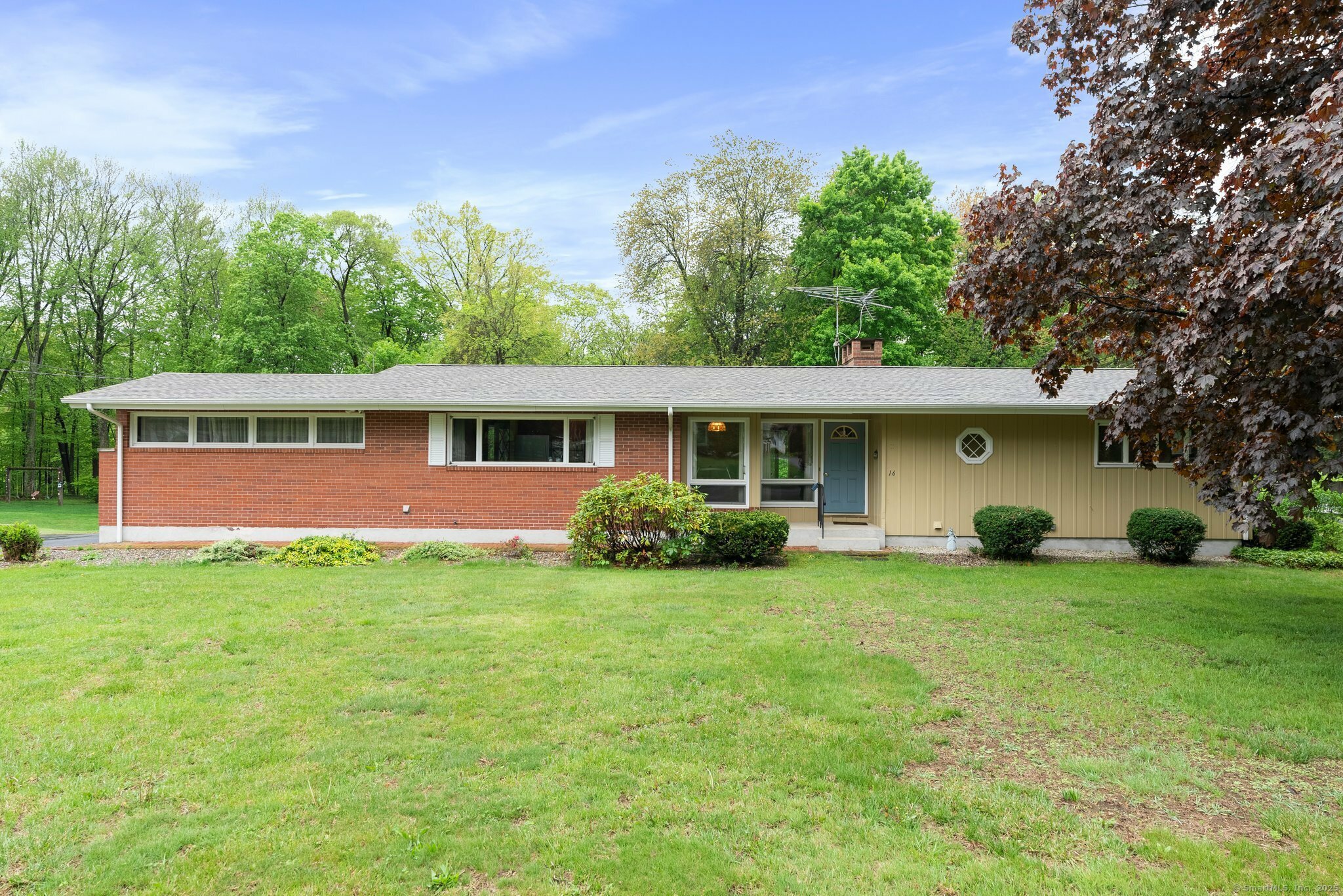16 Ellsworth Road  East Windsor CT 06016 photo