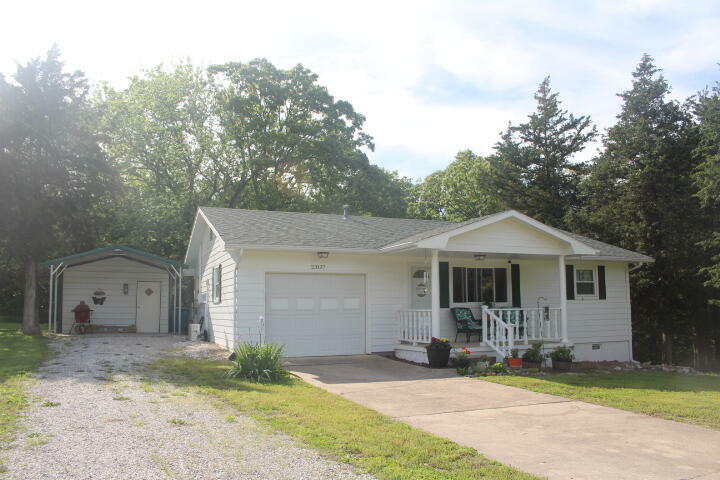 Property Photo: 23197 Oakwood Circle MO 65668