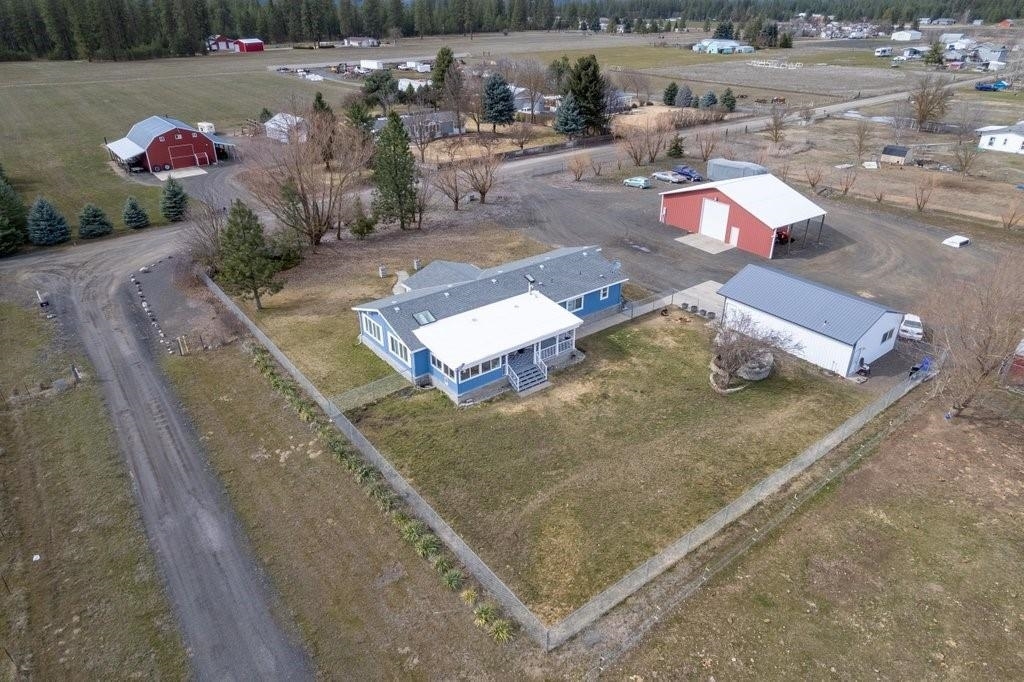 Property Photo: 21908 N Chronicle Ln WA 99003