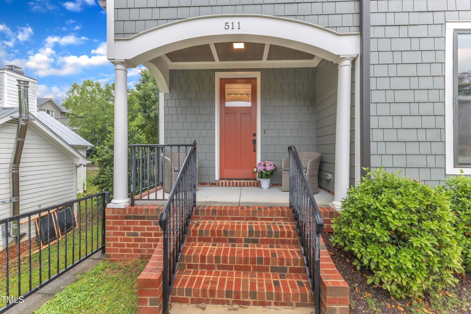 Property Photo:  511 Hamilton Cottage Way  NC 27605 