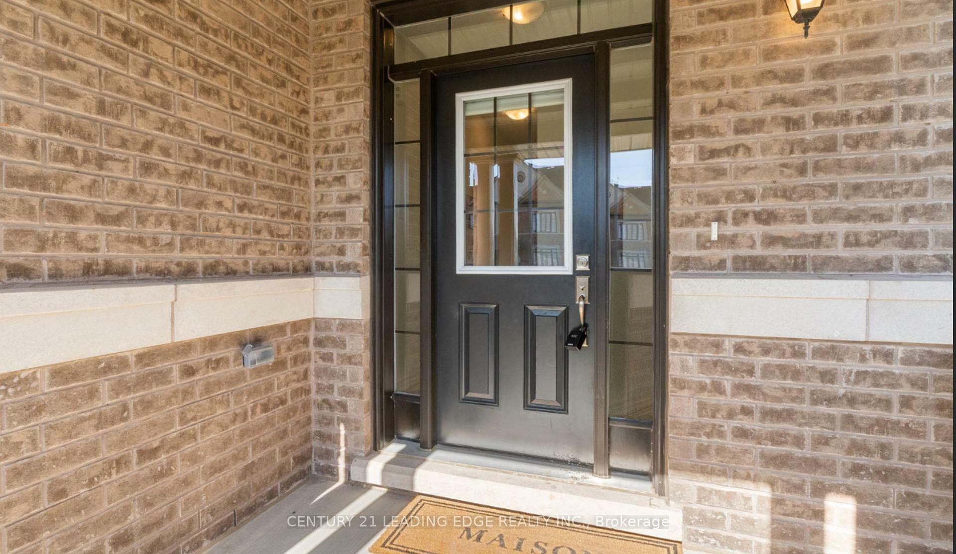 Photo de la propriété: 51 Macpherson Street ON L1P 0N5