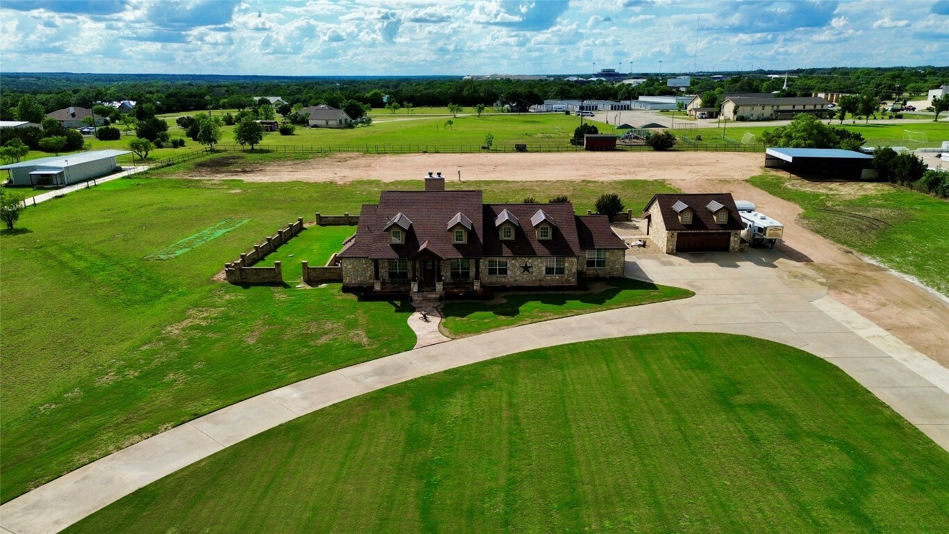 Property Photo: 106 Deep Lake Drive TX 78642
