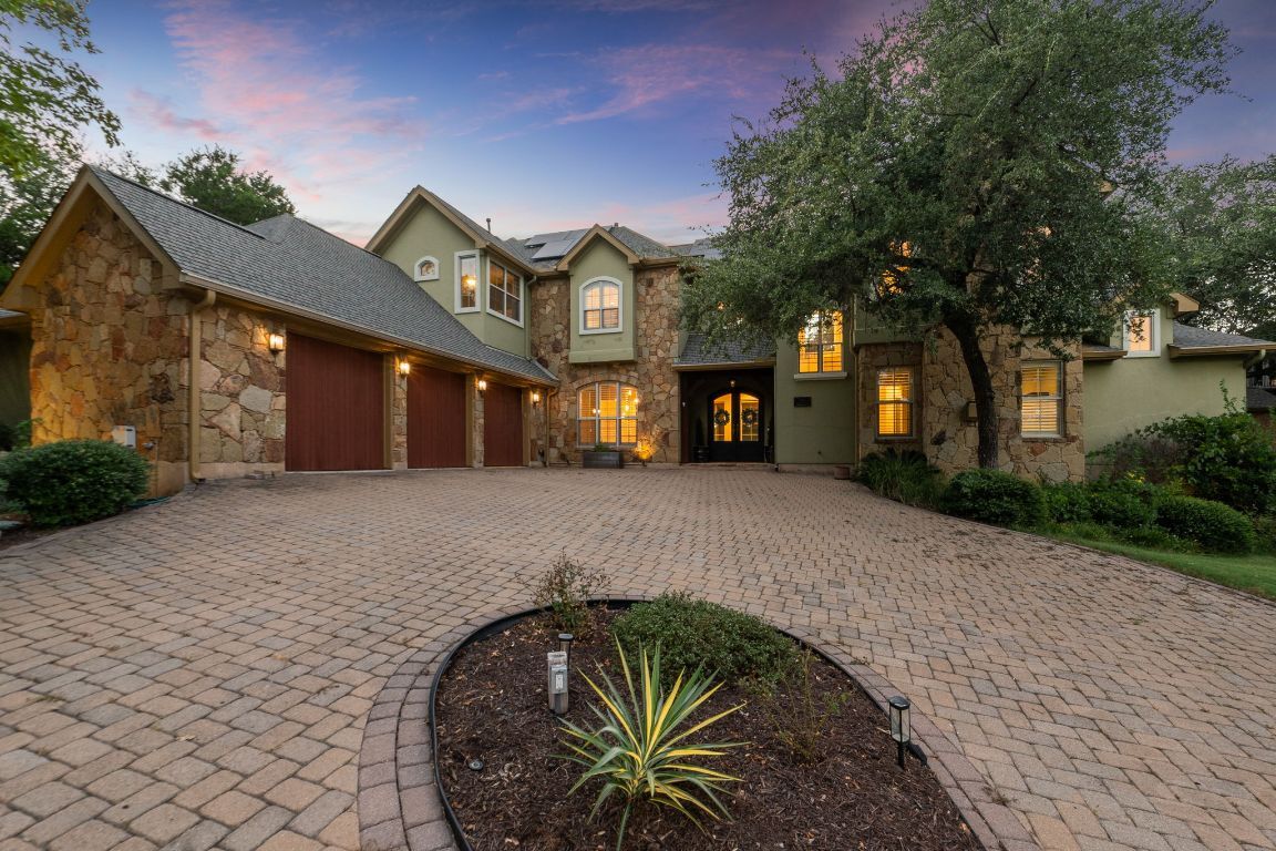 Property Photo: 7228 Oak Shores Drive TX 78730