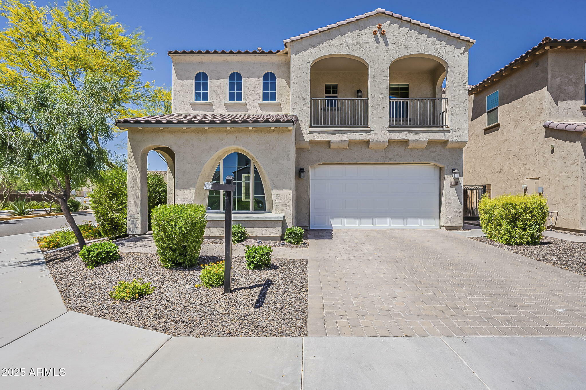 3310 E Los Gatos Drive  Phoenix AZ 85050 photo