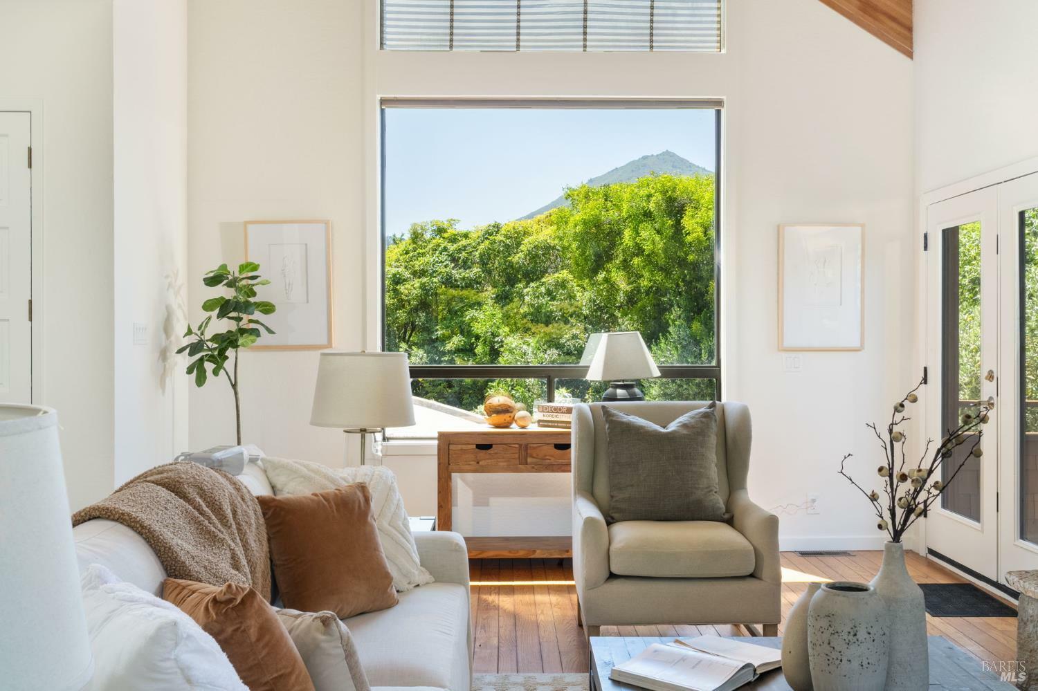 Property Photo: 18 Cypress Avenue CA 94904