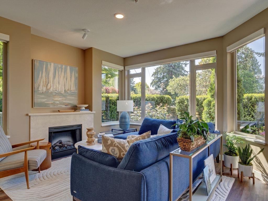 Property Photo: 5160 Davis Bay Road 115 BC V7Z 0H3