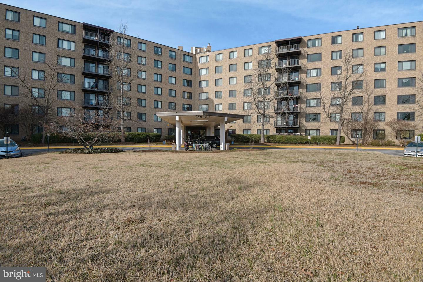Property Photo: 3450 Toledo Terrace 202 MD 20782