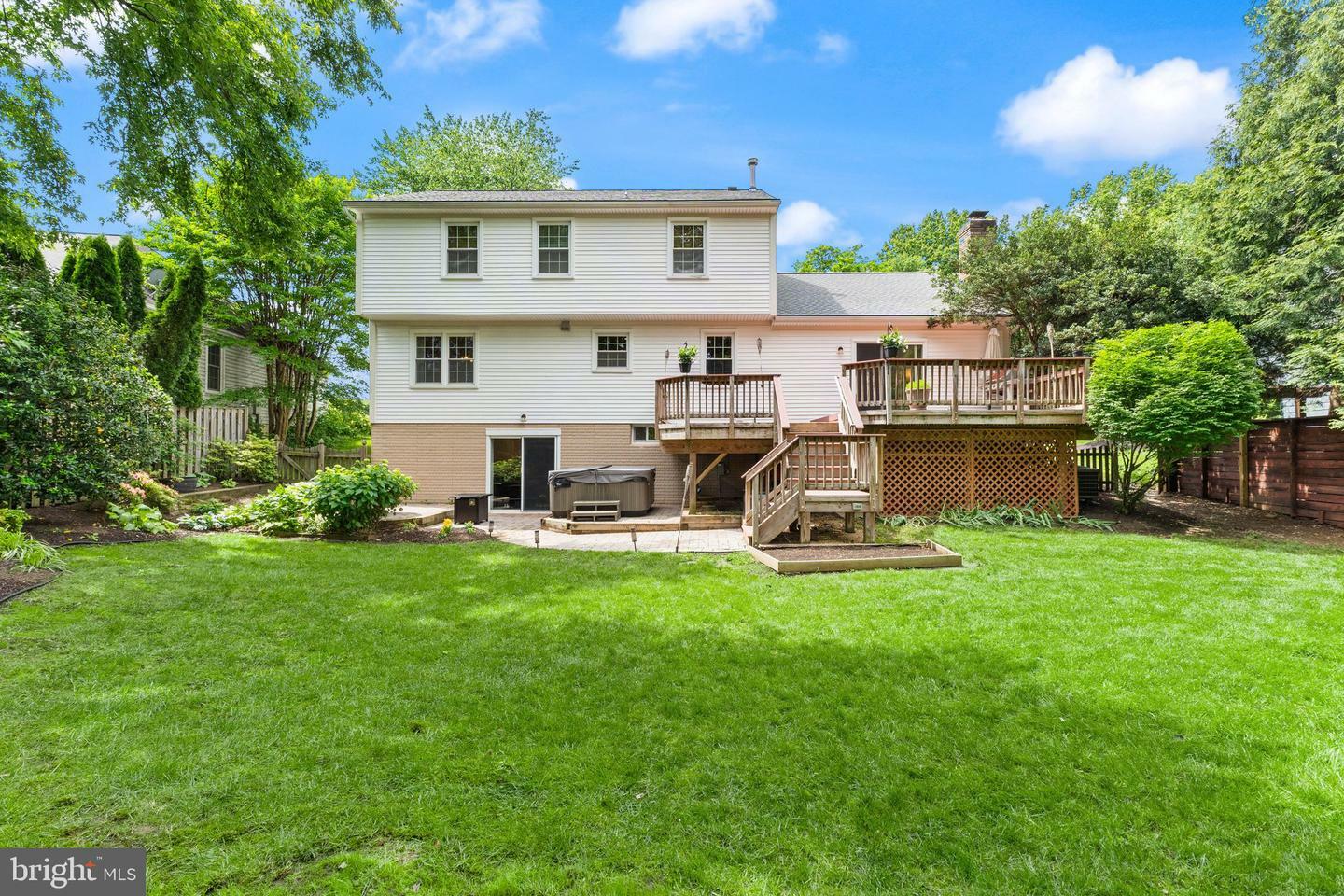 Property Photo: 13441 Melville Lane VA 20151