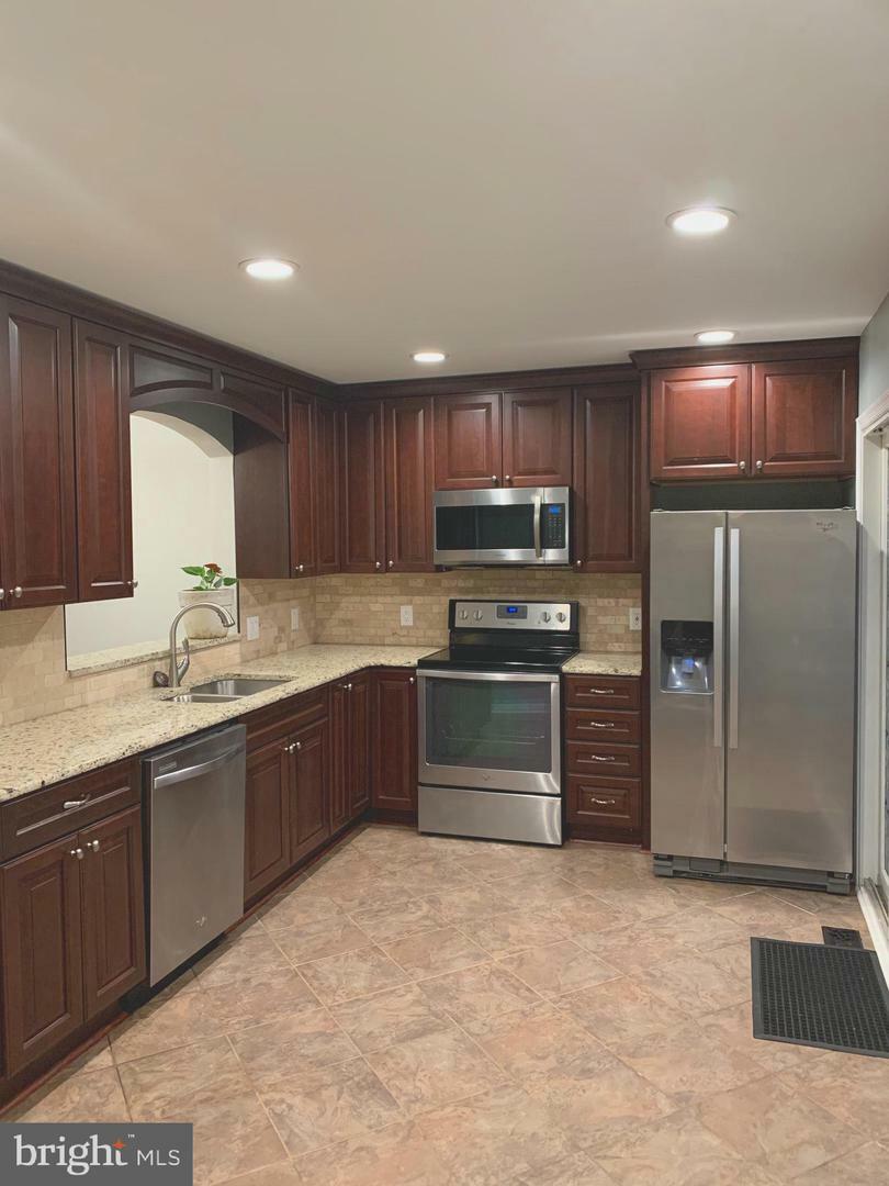 Property Photo: 13544 Sierra Drive VA 20124