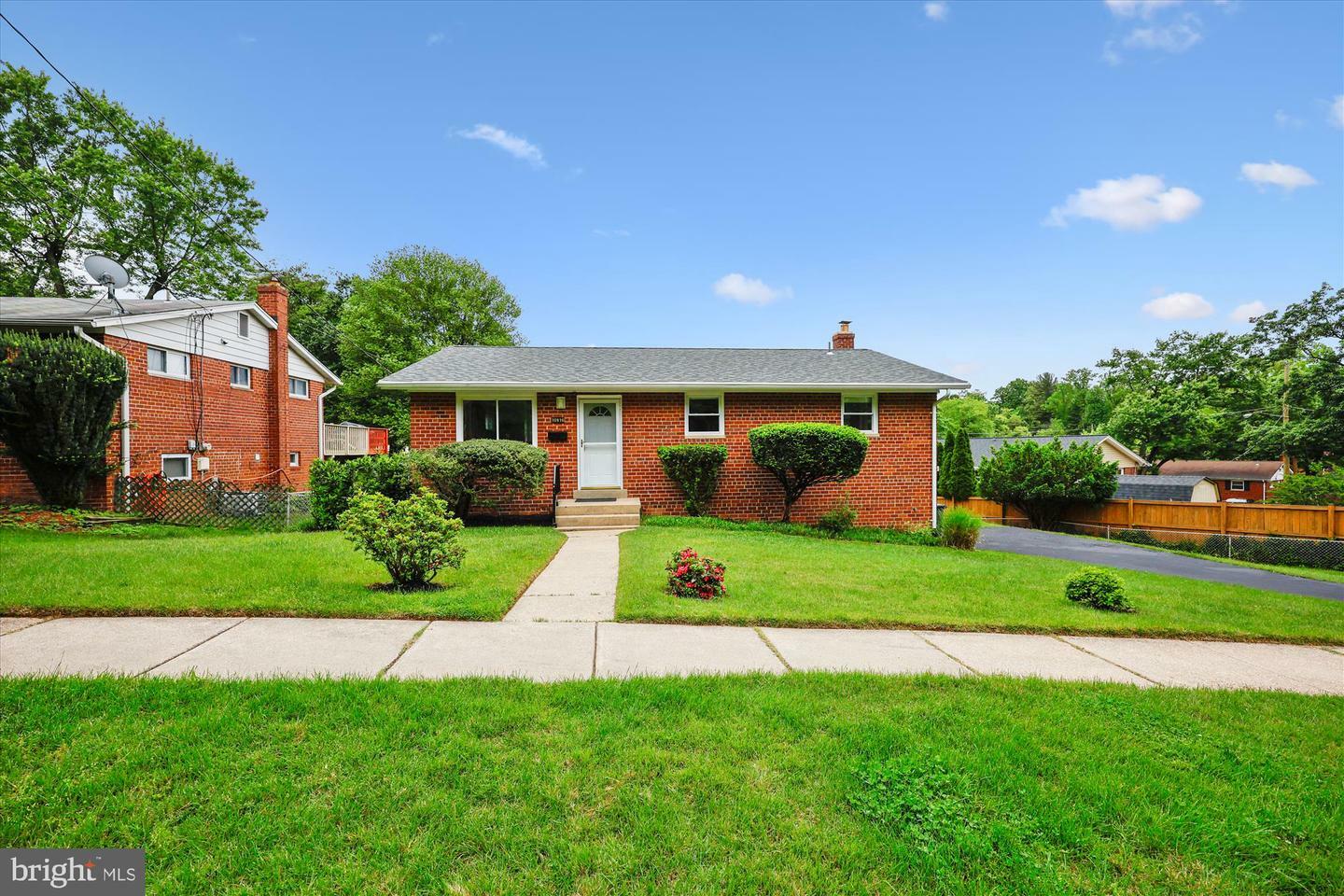 Property Photo: 10916 Lombardy Road MD 20901