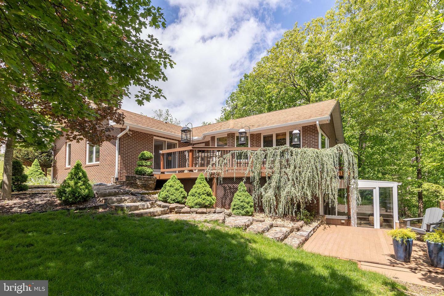 1134 Lakeview Drive  Cross Junction VA 22625 photo