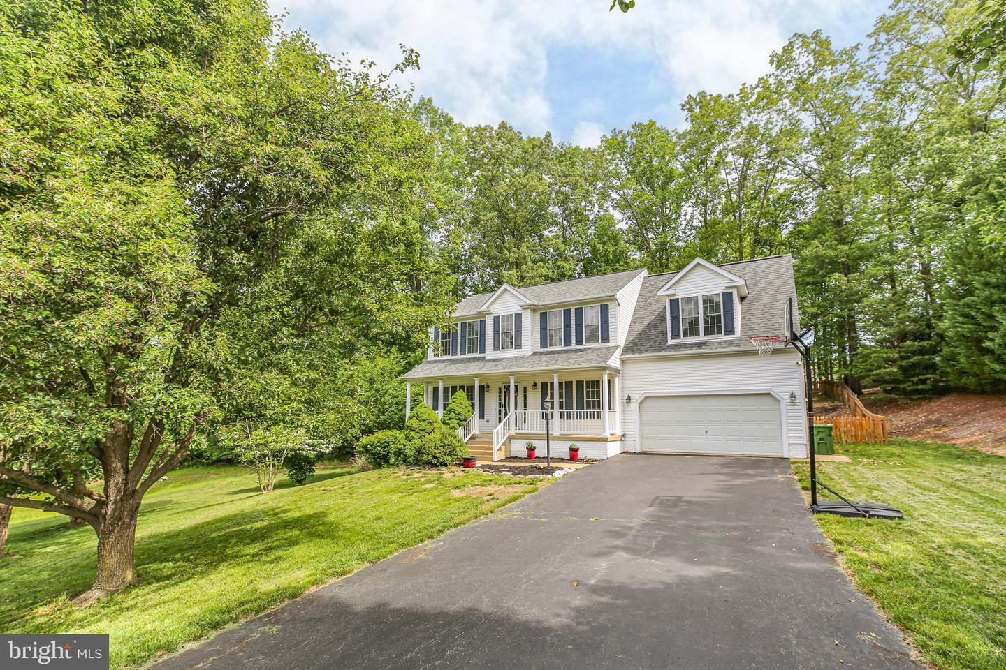 Property Photo: 12004 Kingswood Boulevard VA 22408