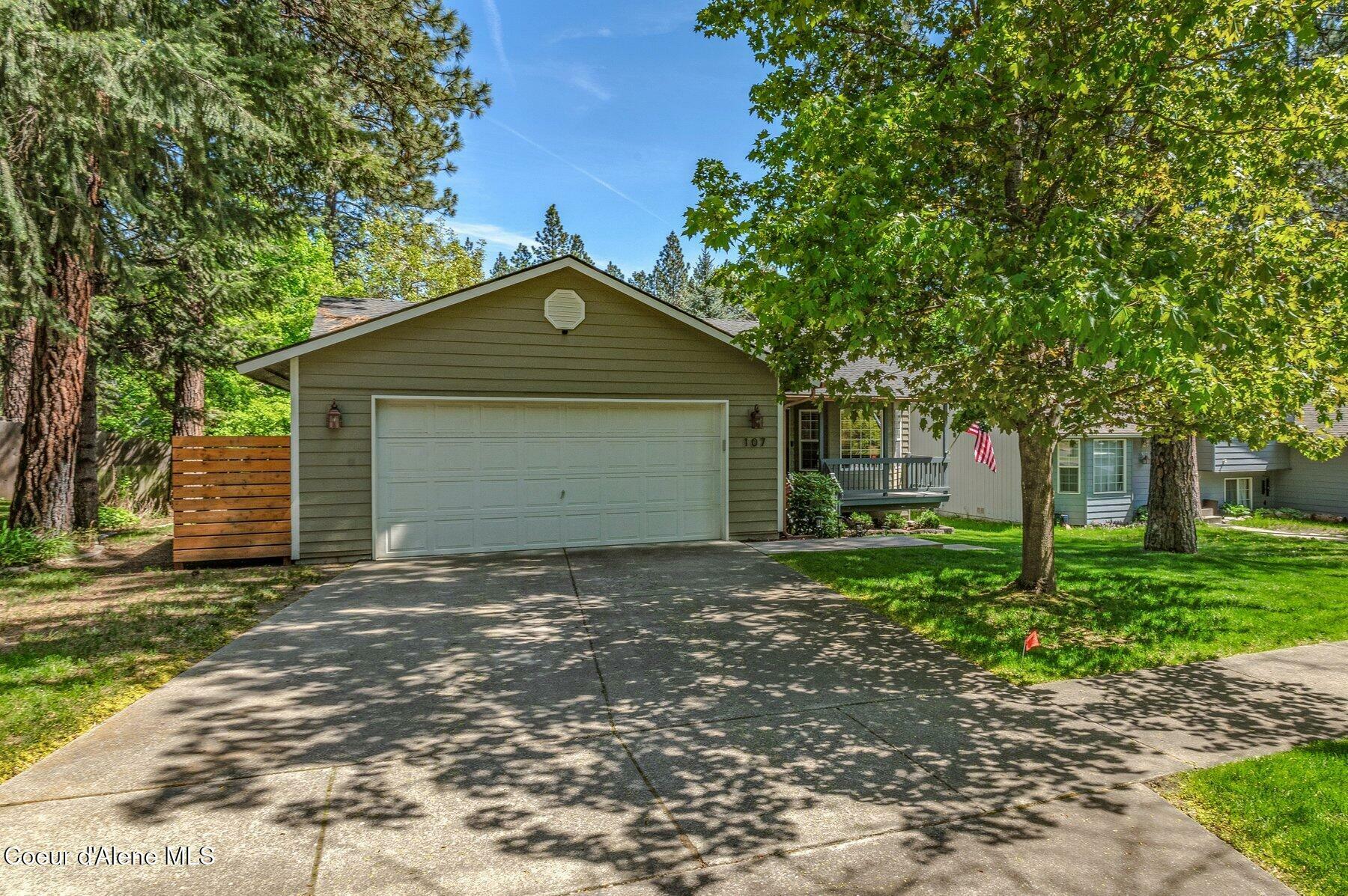 Property Photo: 107 S Cedar St ID 83854