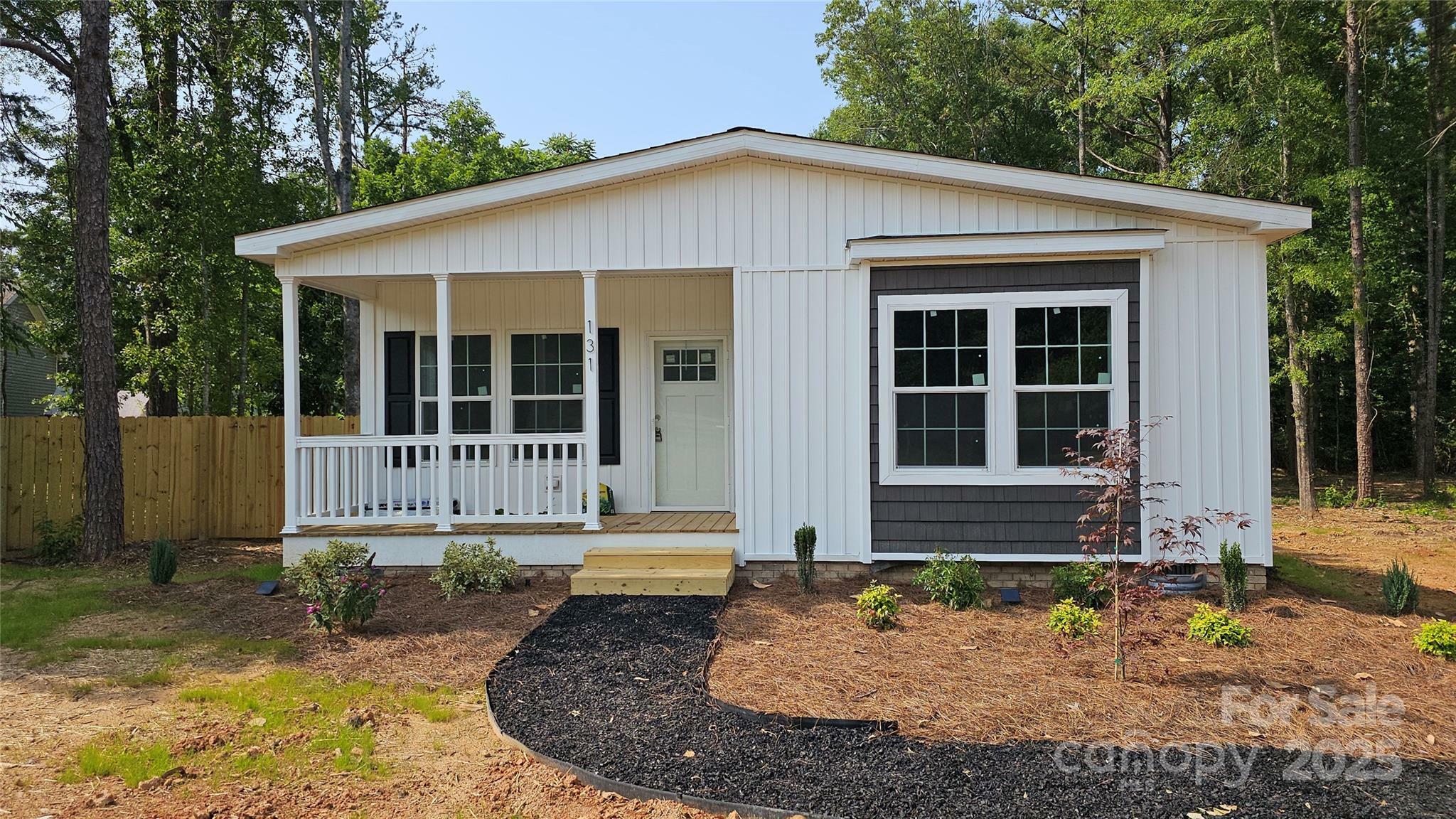 Property Photo: 131 Boxwood Lane NC 28043
