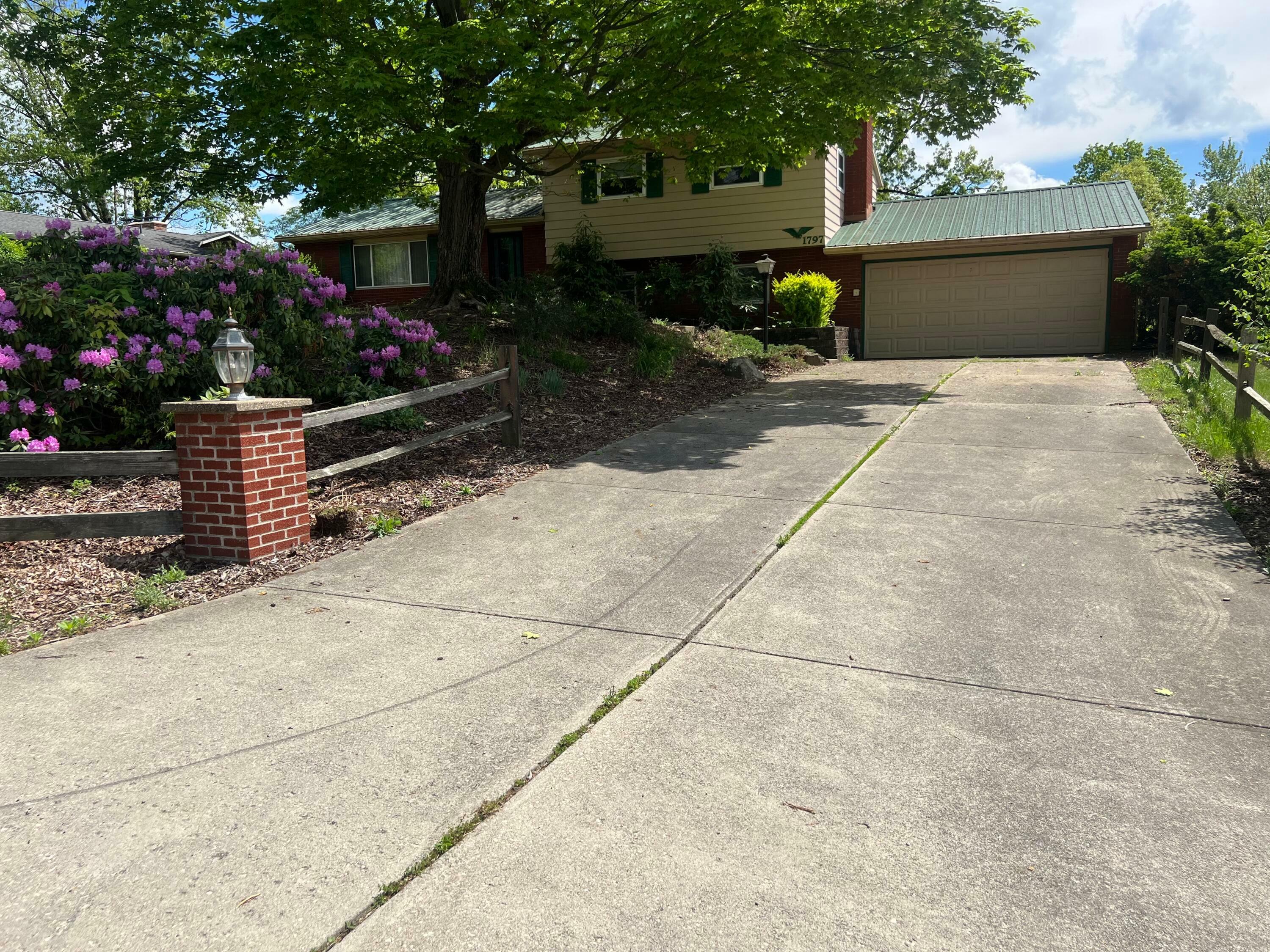 Property Photo: 1797 Aspen Court OH 43056