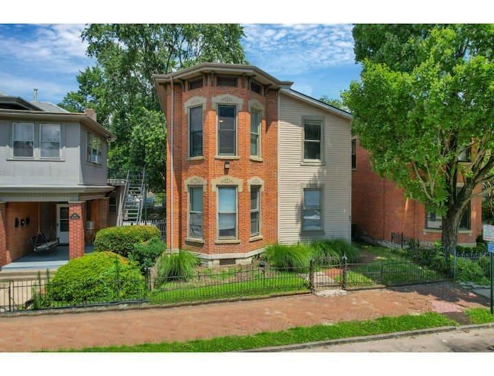 Property Photo: 82 Price Avenue OH 43201