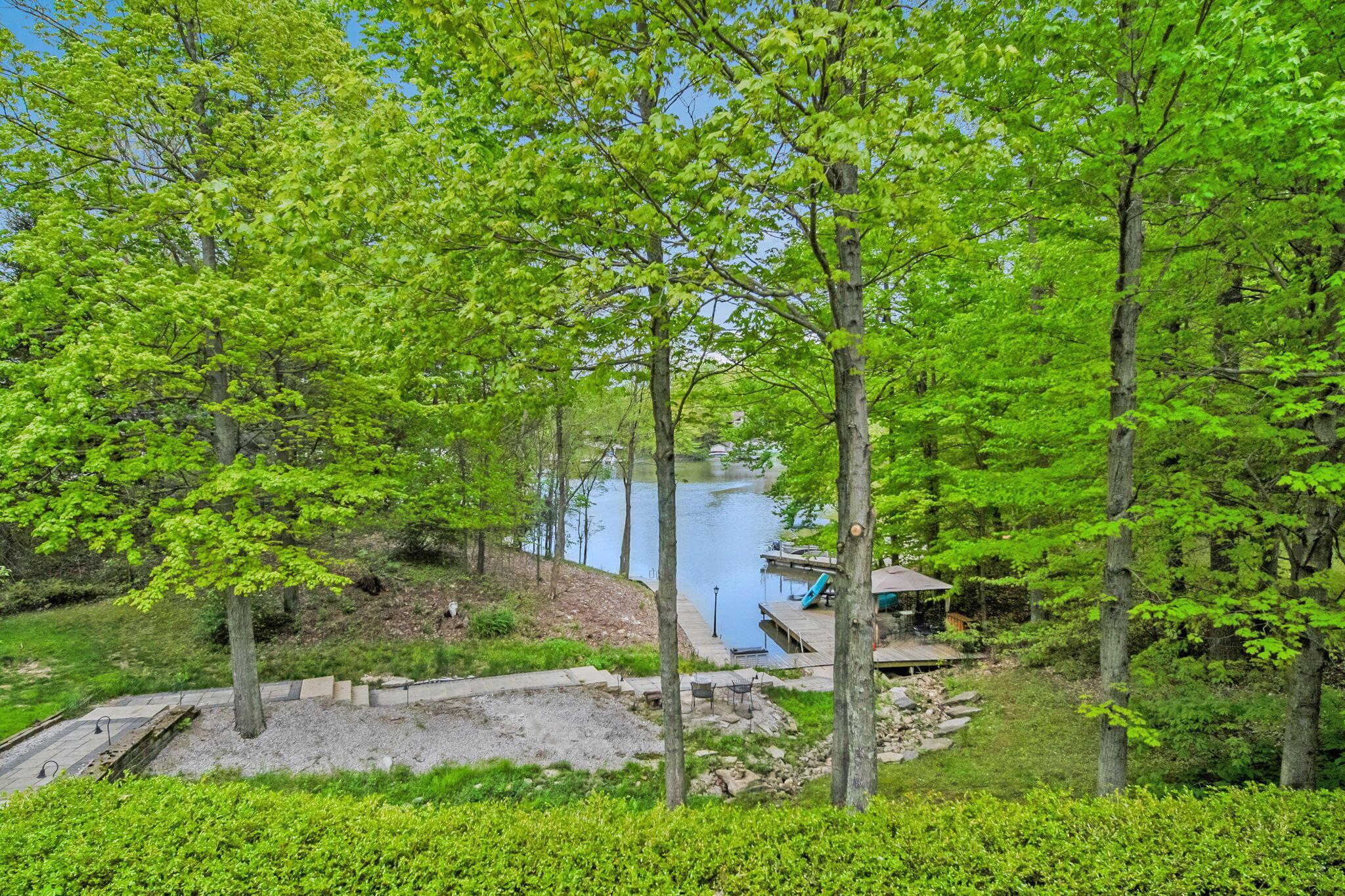 Property Photo: 7326 State Route 19 OH 43338