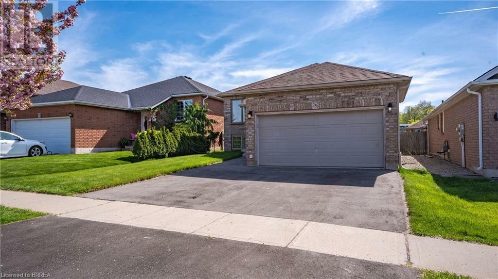 Property Photo: 75 Garner'S Lane ON N3T 6P5