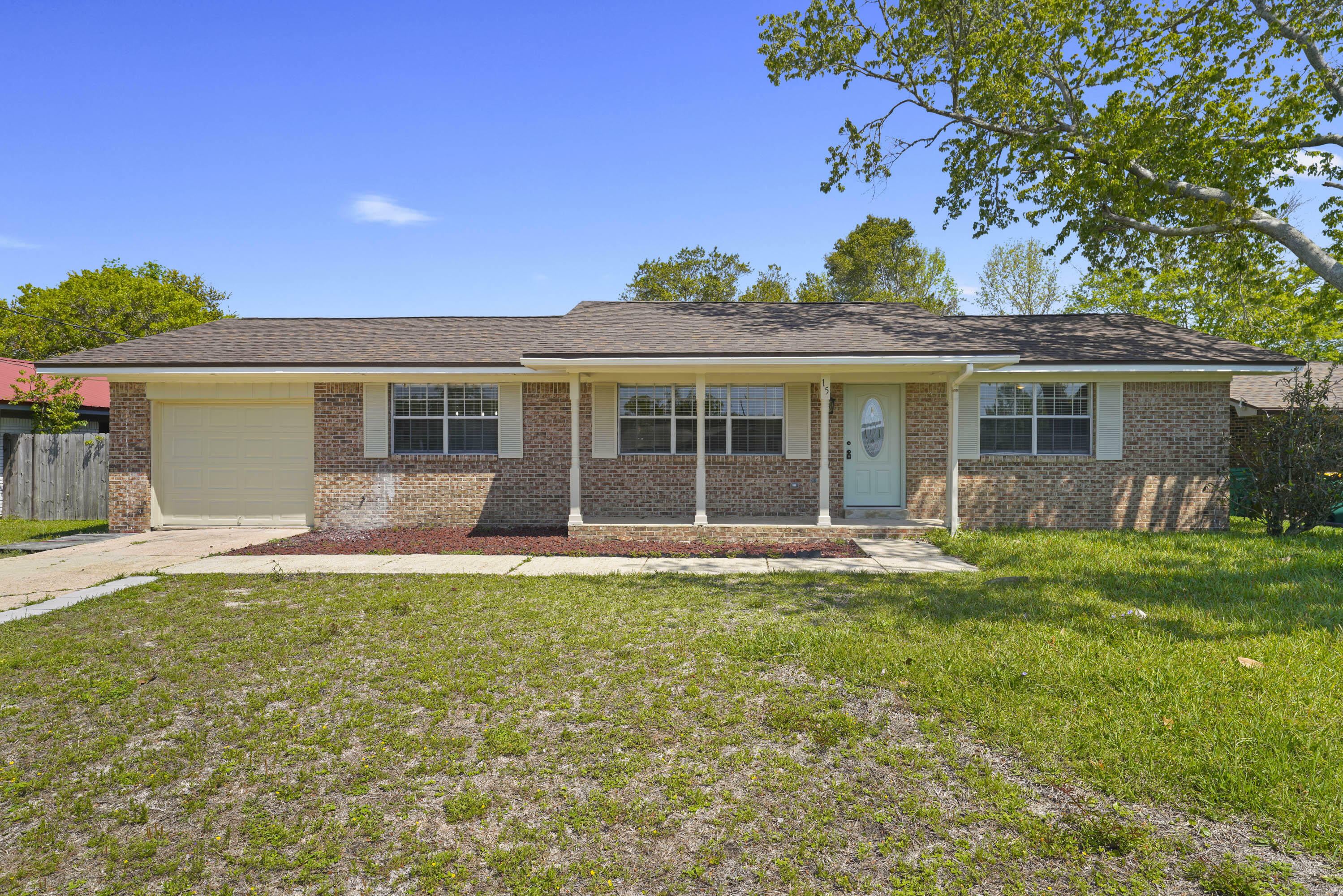 15 Lakeview Drive  Mary Esther FL 32569 photo