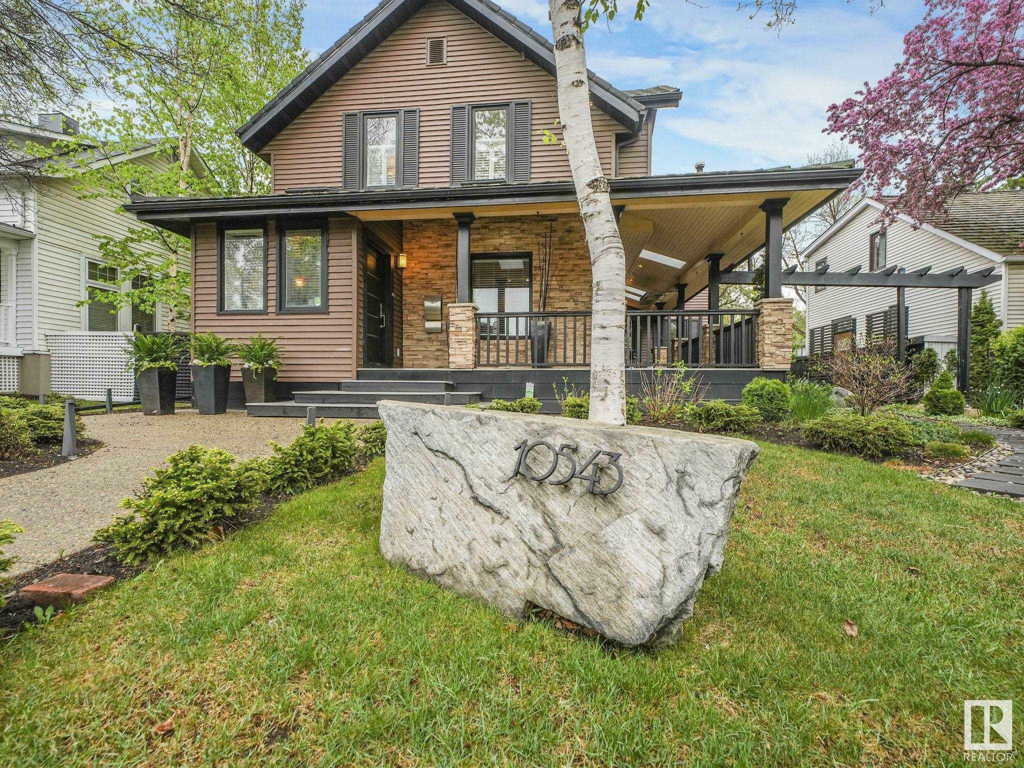 Photo de la propriété: 10543 130 Street NW AB T5N 1X9