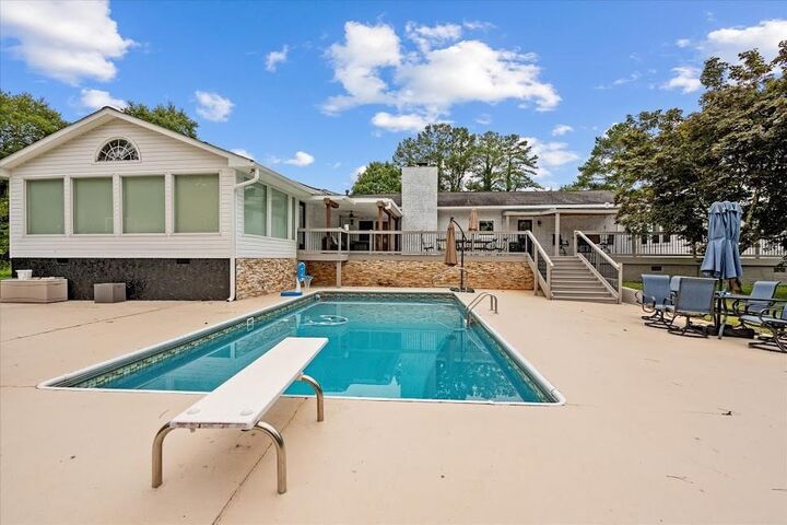 Property Photo:  2716 Georgia 16  GA 30116 