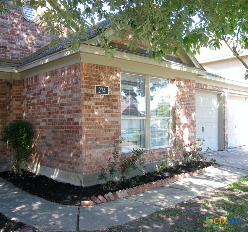 Property Photo: 274 Spring Drive TX 78640