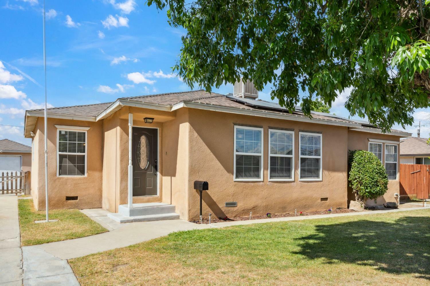 1265 Mehlert Street  Kingsburg CA 93631 photo