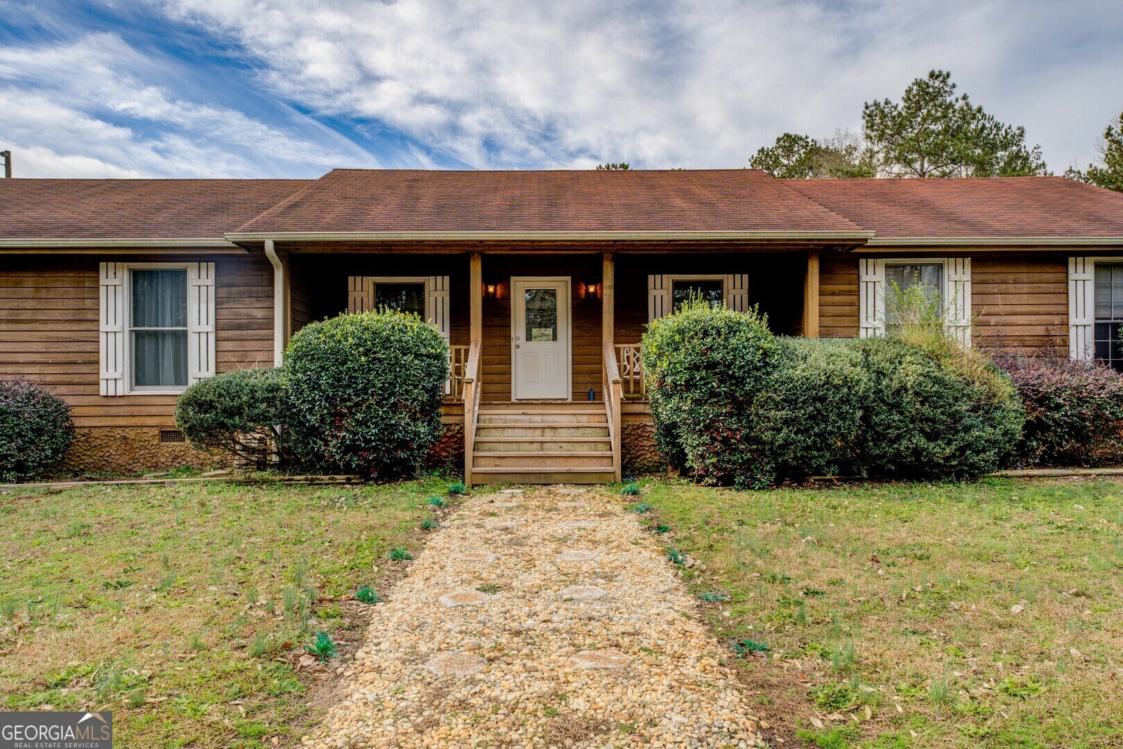 Property Photo: 5687 Highway 212 N GA 30016