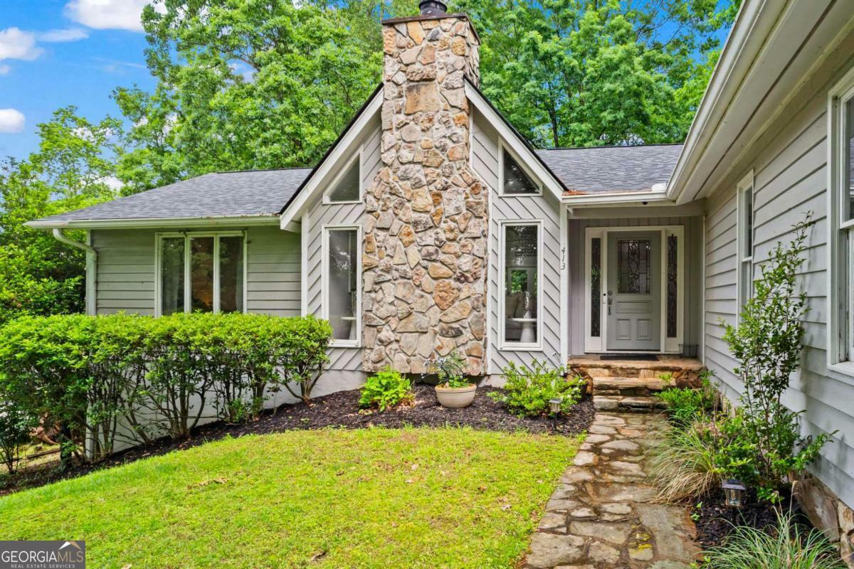 Property Photo: 413 Sassafras Road GA 30076