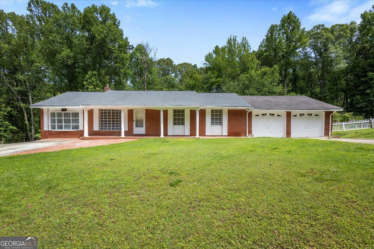 Property Photo: 684 Hog Liver Road GA 30117