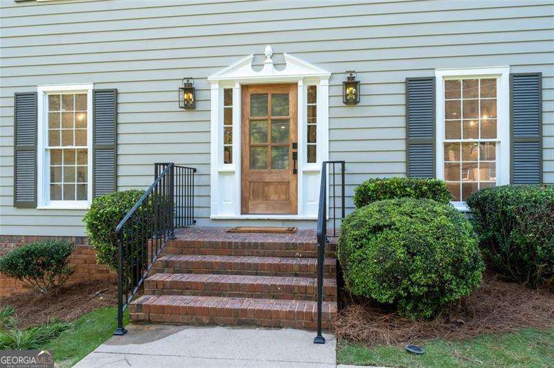 Property Photo: 5143 Meadowlake Lane GA 30338