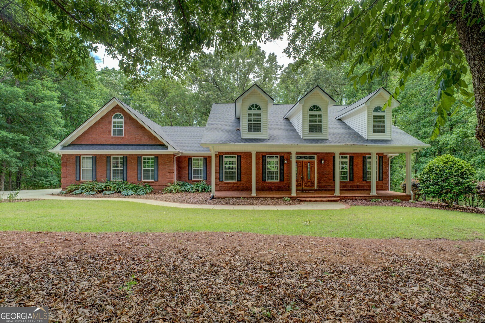 Property Photo: 15 Walnut Ridge Way GA 30014